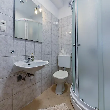 Sobe Juros Baška Voda