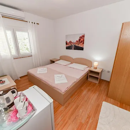 Appartement Sobe Juros *