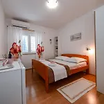 Appartement Sobe Juros