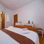 Appartement Sobe Juros
