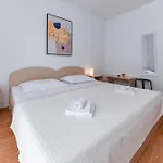 Appartement Sobe Juros Baška Voda